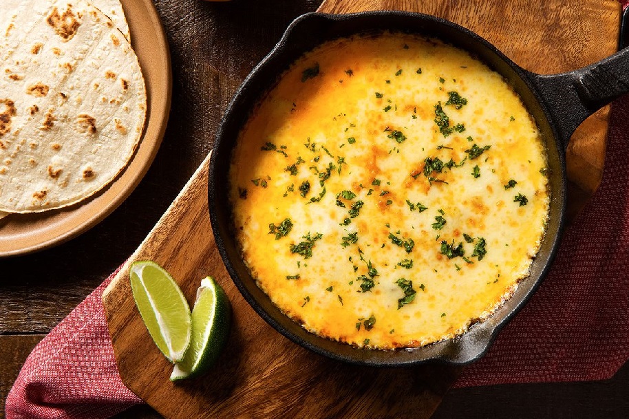 Queso fundido de Chihuahua, Manchego y Asadero