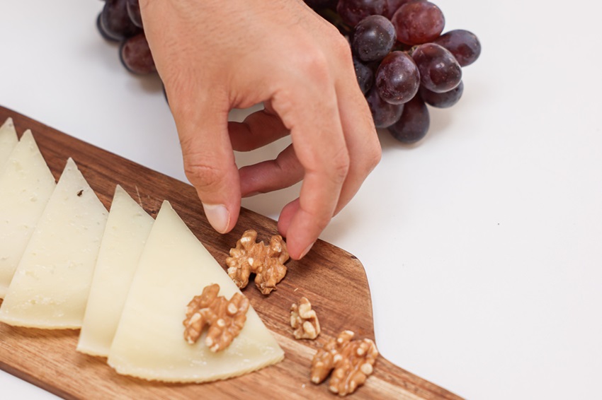 Queso, Uvas y Nueces